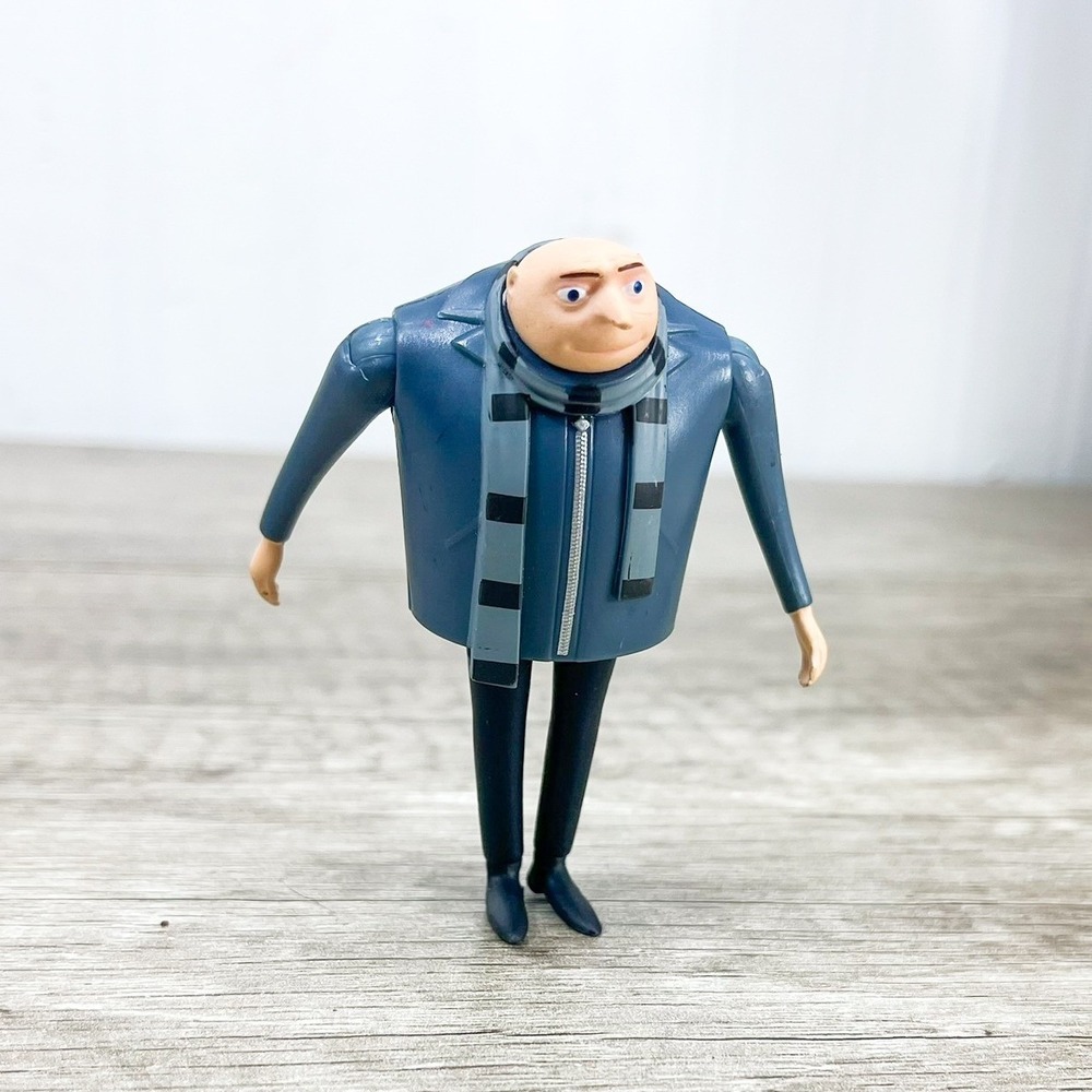 Despicable Me 2 Gru Mini Poseable 3 inch Action Figure Thinkway Toys 2013